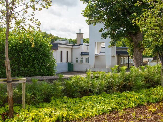 MOUNT ANVILLE SCHOOL Located near St Laurence O'Toole's, Mount Anville Primary School boasts a rich history dating back to 1831 when a school...