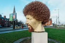LUKE KELLY AT GUILD STREET [THE BIG IRISH HEAD ON HIM]-245850-1