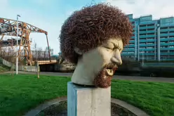 LUKE KELLY AT GUILD STREET [THE BIG IRISH HEAD ON HIM]-245853-1