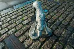 THE FAMINE MEMORIAL AT CUSTOM HOUSE QUAY [CHRISTMAS 2024]-245838-1