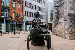 MOLLY MALONE IS ALMOST ALONE TODAY [CHRISTMAS DAY 2025]-245721-1