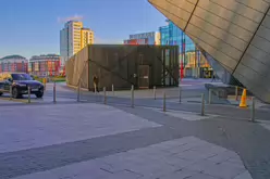 GRAND CANAL SQUARE [AN ATTRACTIVE PUBLIC SPACE THAT YOU MUST VISIT]-244814-1