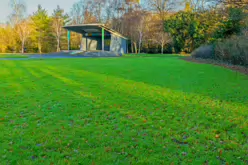 I LIKE THE OLD BANDSTAND [BUSHY PARK DECEMBER 2024]-245569-1