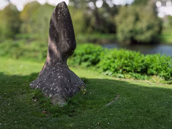 ABSTRACT SCULPTURE