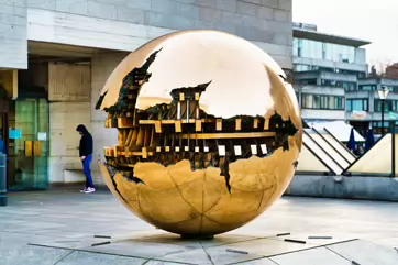 SCULPTURE BY ARNALDO POMODORO [AND THE RENAMING OF THE BERKELEY LIBRARY]-233983-1