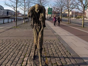 FAMINE MEMORIAL