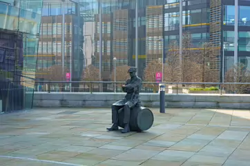 THE ULSTER BREWER OR THE BARREL MAN [WATERFRONT AREA IN BELFAST CITY]-233454-1