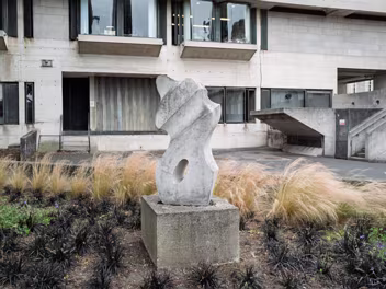 SCULPTURE BY GERDA FROMEL Bordering the perimeter path of College Park—where the lawns of the cricket pitch open out towards the Pavilion and the...