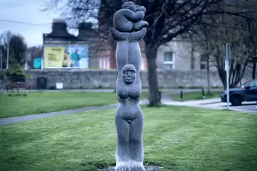 CELEBRATION AN EXCELLENT SCULPTURE BY DICK JOYNT [THE FATHER OF RACHEL JOYNT]-216248-1