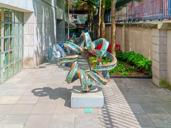 ABOUT TO DOUBLE HELIX SCULPTURE