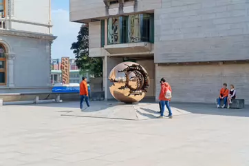 THE BERKELEY LIBRARY FORECOURT AND THE SPHERE WITHIN THE SPHERE [THE LIBRARY IS TO BE RENAMED]-219394-1