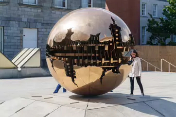 THE BERKELEY LIBRARY FORECOURT AND THE SPHERE WITHIN THE SPHERE [THE LIBRARY IS TO BE RENAMED]-219398-1