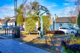 THIS BRONZE SCULPTURE IS IN CORNELSCOURT VILLAGE [IT HAS TAKEN ME YEARS TO FIND ANY INFORMATION RELATING TO IT]-242741-1