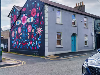 URBAN EXPRESSION