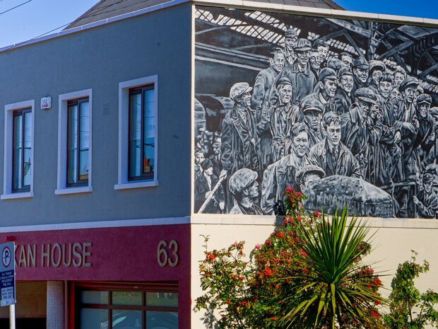MURAL ON YORK ROAD There is a mural on York Road in Dún Laoghaire by Mariana Duarte Santos. This mural was created as part of the Dún...