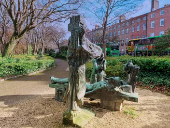 THE SCULPTURE AND THE SCULPTOR