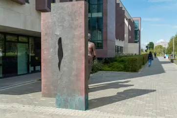 PORTAL BY CATHERINE GREENE [NEAR THE UCD SUTHERLAND SCHOOL OF LAW]-222772-1