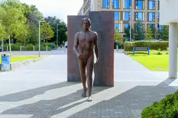 PORTAL BY CATHERINE GREENE [NEAR THE UCD SUTHERLAND SCHOOL OF LAW]-222774-1