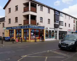 MY VISIT TO TULLOW STREET [THE TOWN OF CARLOW]-239688-1