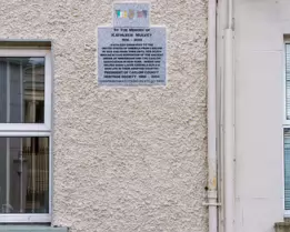 KATHLEEN MULVEY MEMORIAL PLAQUE [A CARLOW WOMAN OF DISTINCTION]--239729-1