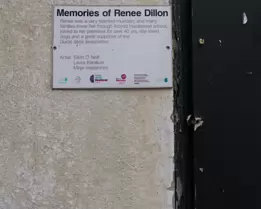 MEMORIES OF RENEE DILLON [THIS PLAQUE IS LOCATED AT 27 COLLEGE STREET IN CARLOW]-239730-1