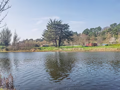 THE LIFFEY RIVER WALK IS A JOURNEY THROUGH LONGMEADOWS [ON THE SOUTHBANK OF THE RIVER]-266794