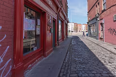 TEMPLE BAR SESSION 1 - SONY A1MkII WITH ZEISS BATIS 18MM LENS [TESTING 12 APRIL 2026]-268566