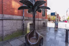 TEMPLE BAR SESSION 1 - SONY A1MkII WITH ZEISS BATIS 18MM LENS [TESTING 12 APRIL 2026]-268573