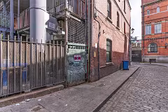 TEMPLE BAR SESSION 2 - SONY A7RV WITH ZEISS BATIS 18MM LENS [TESTING 13 APRIL 2026]-268527