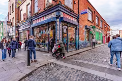 TEMPLE BAR SESSION 2 - SONY A7RV WITH ZEISS BATIS 18MM LENS [TESTING 13 APRIL 2026]-268531