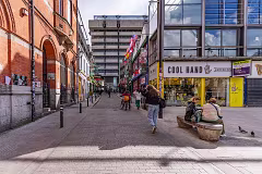 TEMPLE BAR SESSION 2 - SONY A7RV WITH ZEISS BATIS 18MM LENS [TESTING 13 APRIL 2026]-268534