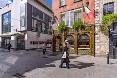 TEMPLE BAR SESSION 2 - SONY A7RV WITH ZEISS BATIS 18MM LENS [TESTING 13 APRIL 2026]-268535