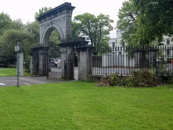 O'BRIENS PUBLIC PARK O'Briens Park is a well-regarded public park located on Clare Street in Limerick City, often referred to as Clare Street...