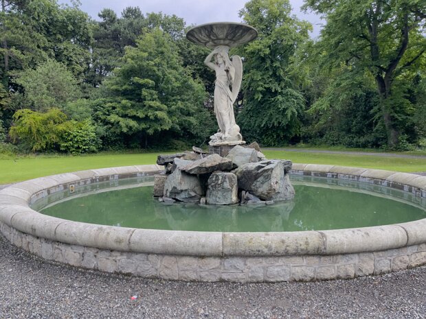 IVEAGH GARDENS 2022 The gardens were privately owned for much of their history. They were created in the 1860s by the Guinness family as...