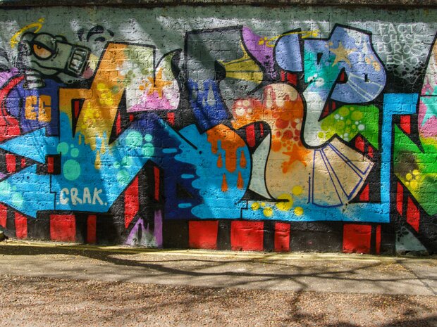 FERRY WALK MURALS Ferry Walk is not only historically significant but also features a vibrant linear gallery of street art murals. This...