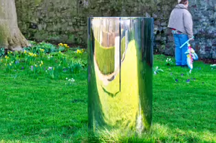 BARREL 2020 BY FERGUS MARTIN [REMINDS ME OF MY TRASHCAN MAC WHICH WAS A BIG DISAPPOINTMENT]-247744-1