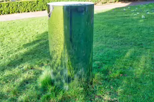 BARREL 2020 BY FERGUS MARTIN [REMINDS ME OF MY TRASHCAN MAC WHICH WAS A BIG DISAPPOINTMENT]-247747-1