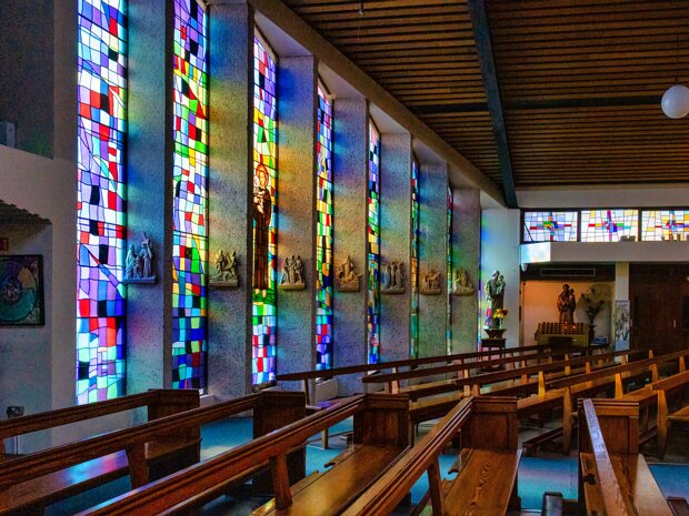 ST ANTHONY'S CHURCH St. Anthony's Church is a modern Catholic church located in the vibrant seaside suburb of Clontarf, Dublin. Established...