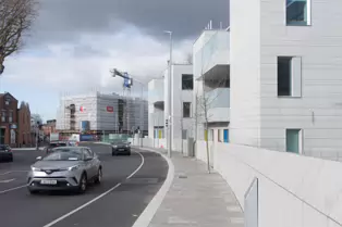 EXPLORING BROOKFIELD ROAD NOW DOMINATED BY THE NEW CHILDREN'S HOSPITAL [22 FEBRUARY 2025]-247842-1
