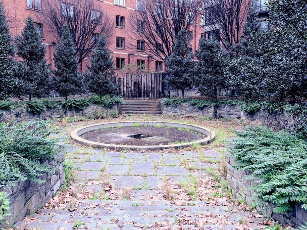 THE PEACE PARK The Peace Park, located on Nicholas Street opposite Christchurch Cathedral in Dublin, has a complex history. Originally...