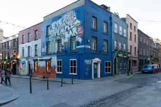 TEMPLE BAR [WHEN TO VISIT THE AREA AND WHEN TO AVOID IT]-247235-1