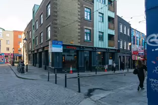 TEMPLE BAR [WHEN TO VISIT THE AREA AND WHEN TO AVOID IT]-247237-1