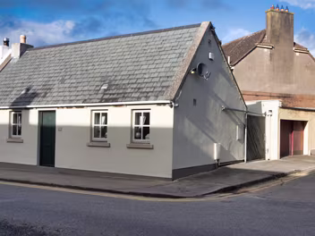 EXPLORING BROOKFIELD ROAD Brookfield Road, formerly known as Patriotic Terrace, holds a fascinating place in Dublin's history, connecting the...