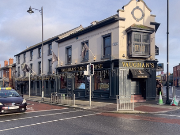 PUBS AND RESTAURANTS