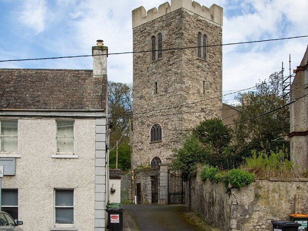CHAPELIZOD