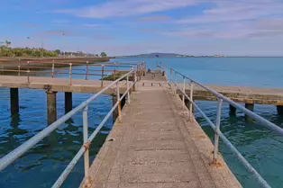CLONTARF PIER AND SLIPWAY [NEAR THE CLONTARF YACHT CLUB]-244432-1
