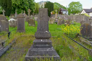 UNEARTHING YOUR IRISH ROOTS IN KILKENNY [A JOURNEY THROUGH ST JOHN'S CEMETERY]-245263-1