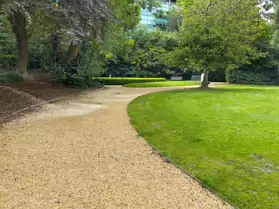 IVEAGH GARDENS [ONCE PRIVATELY OWNED BUT NOW OPEN TO THE PUBLIC]-244005-1