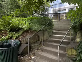 IVEAGH GARDENS [ONCE PRIVATELY OWNED BUT NOW OPEN TO THE PUBLIC]-244029-1