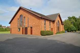 KILKENNY PRESBYTERIAN CHURCH [A MODERN BUILDING ON NEW ROAD IN KILKENNY CITY]-245473-1